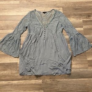 💥NWOT💥 LovePosh Lace Tunic